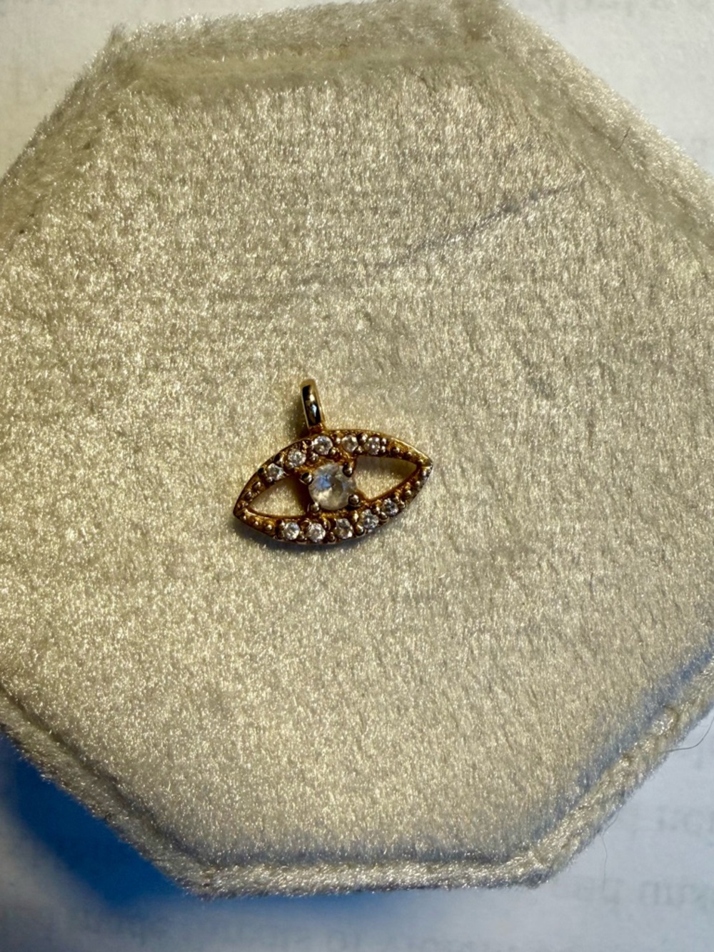 Bluboho white sapphire mystical eye necklace - 14k yellow gold - Picture 2 of 2